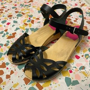 Swedish Hasbeens Black Leather Sandal Size 39 - US 9